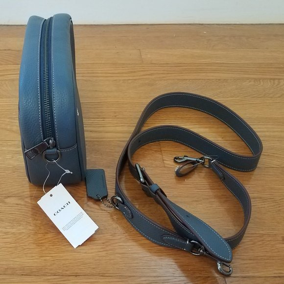 NWT Coach X Peanuts Jamie Camera Bag With Snoopy Ski Motif - Picture 5 of 11